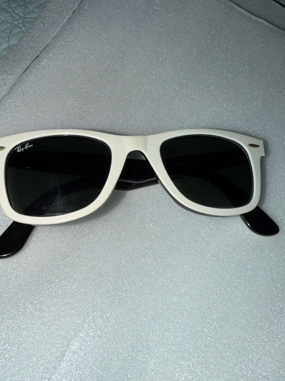 Ray Ban classic vintage wayfarer sunglasses